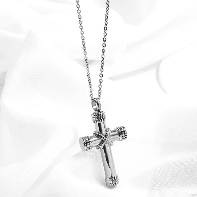 Christ Cross Jesus Quality Pendant Necklace (7545-Silver)